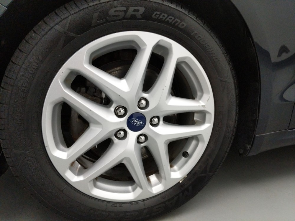 2014 Ford Fusion - Wheel