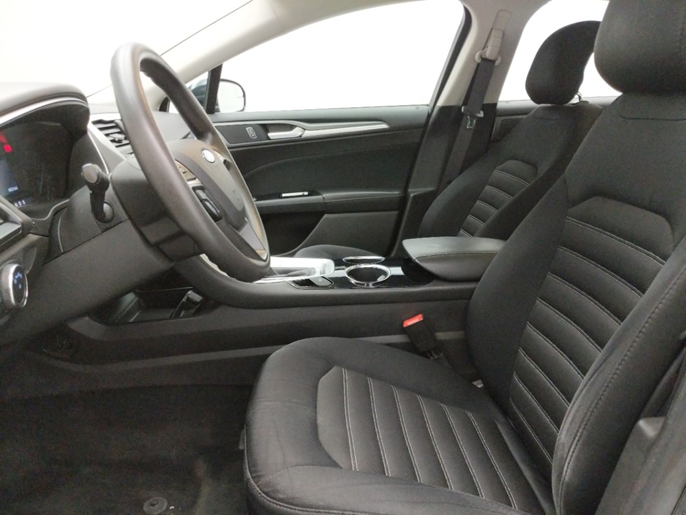 2014 Ford Fusion - Driver Front Seat