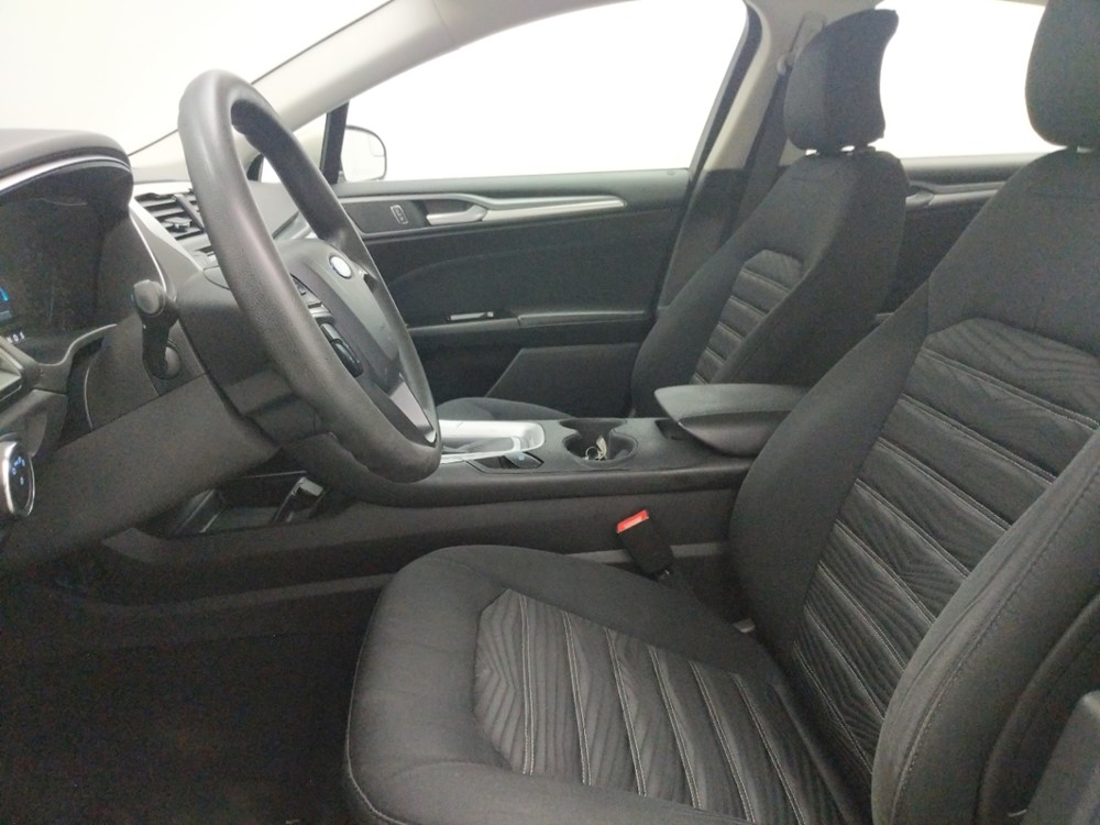 2016 Ford Fusion - Driver Front Seat