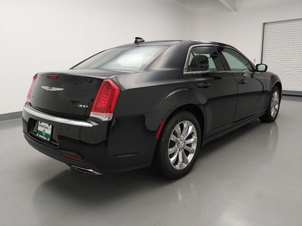 2016 Chrysler 300 - Passenger Rear Bumper
