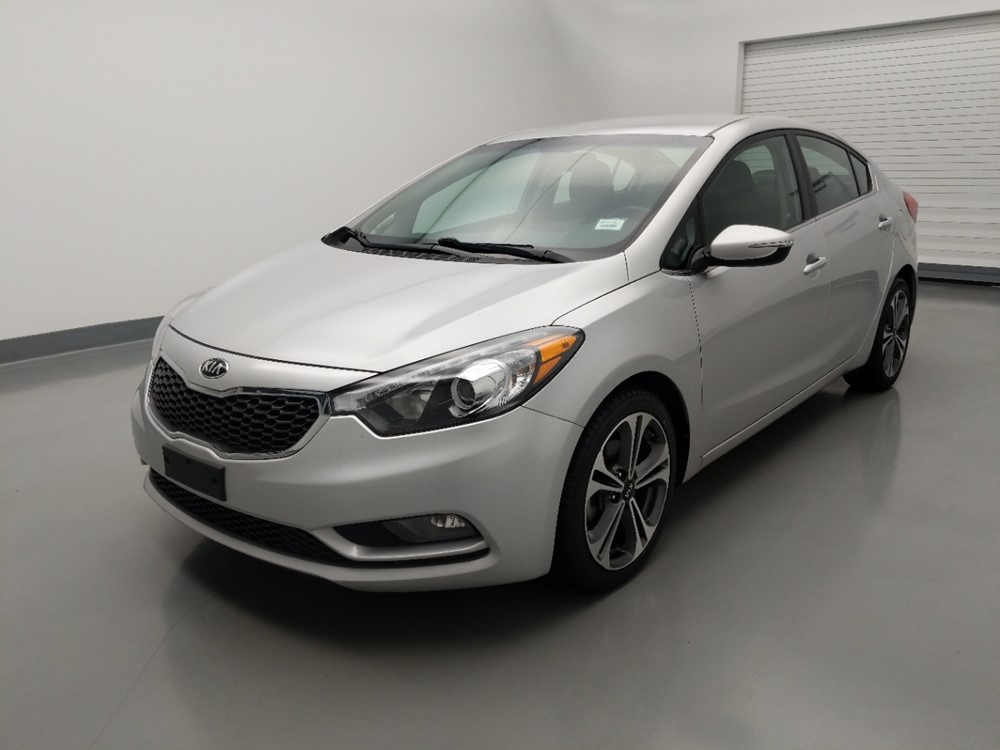 2016 Kia Forte - Driver Front Bumper