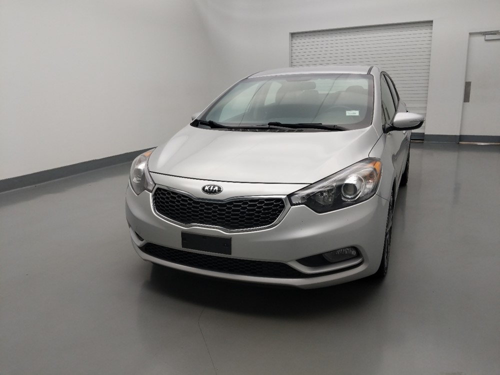 2016 Kia Forte - Driver Front Hood