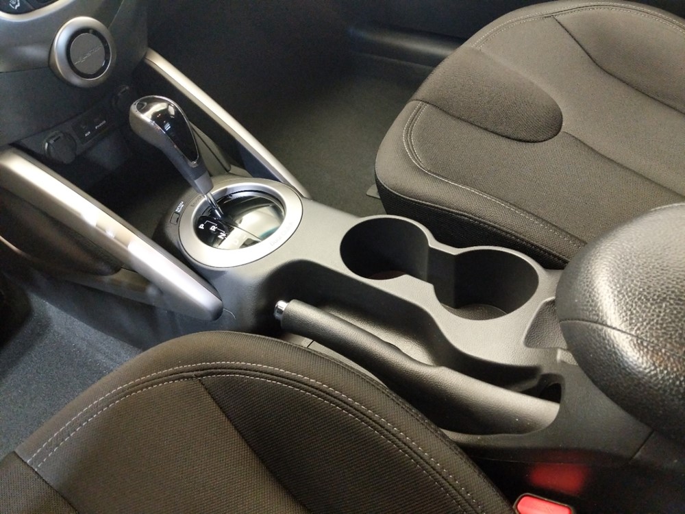 2012 Hyundai Veloster - Center Console/Cup Holders