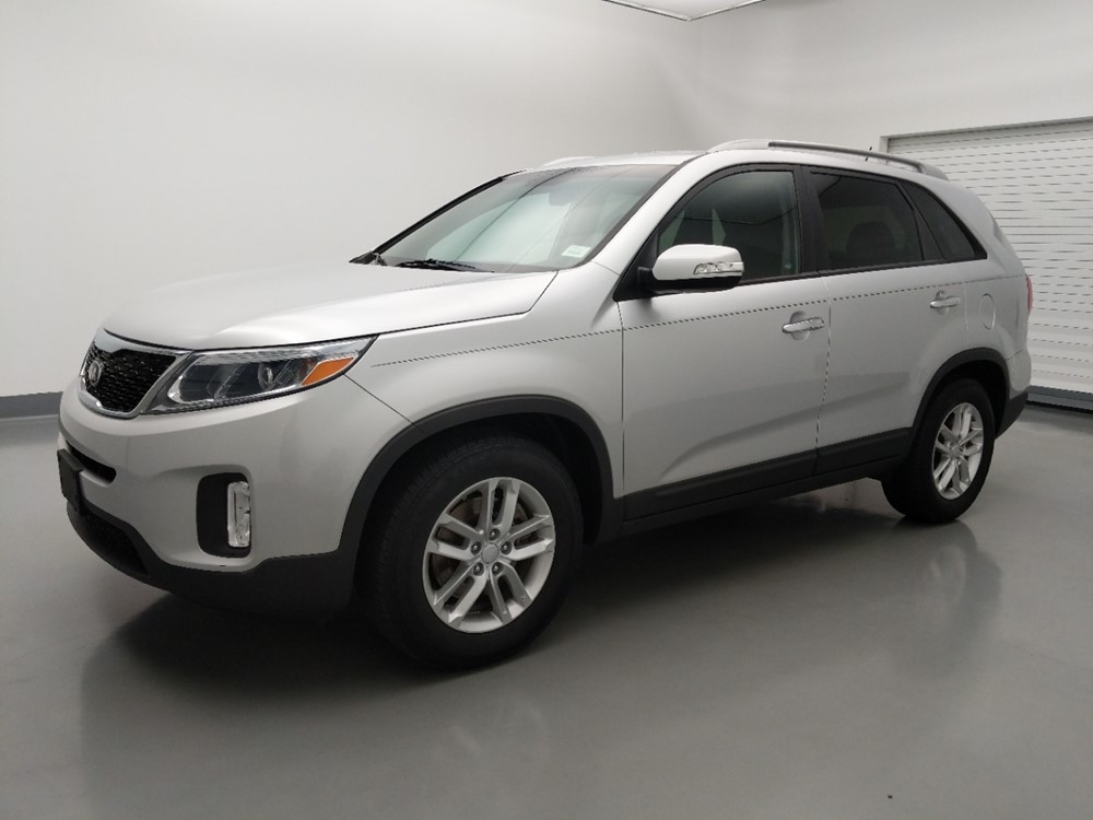 2015 Kia Sorento - Driver Front Side