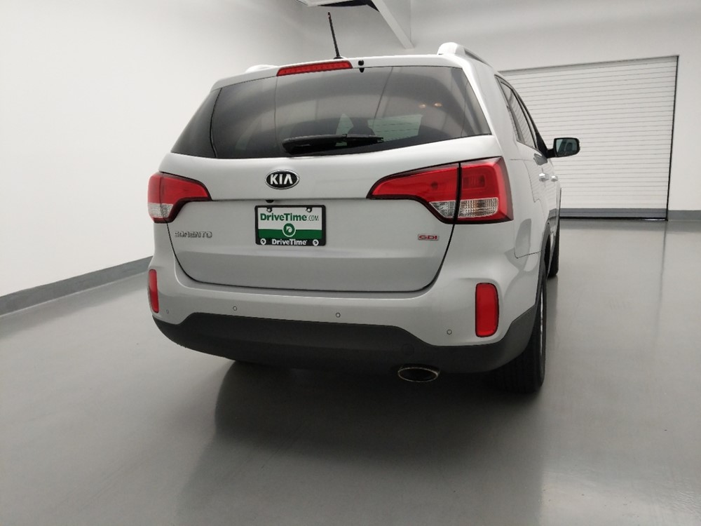2015 Kia Sorento - Passenger Rear Trunk