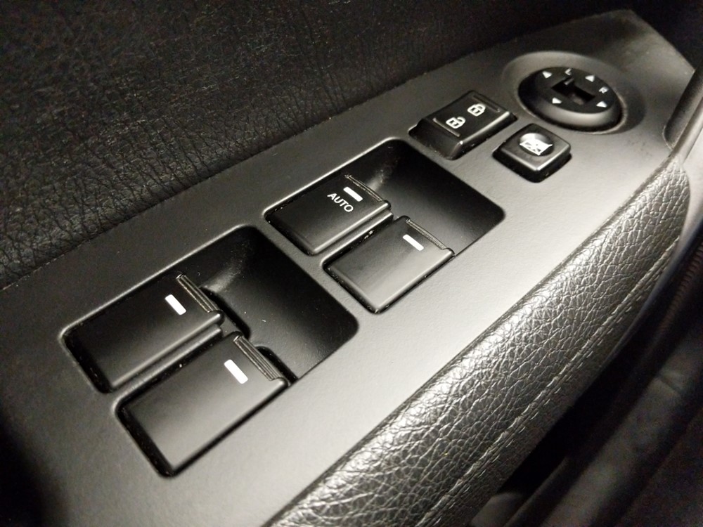 2015 Kia Sorento - Driver Power Windows/Lock Control