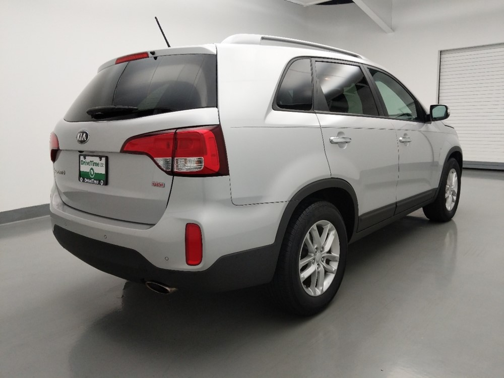 2015 Kia Sorento - Passenger Rear Bumper