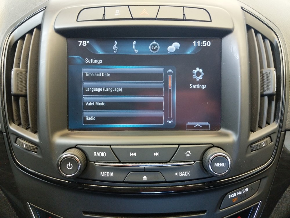 2016 Buick Regal - Stereo Package