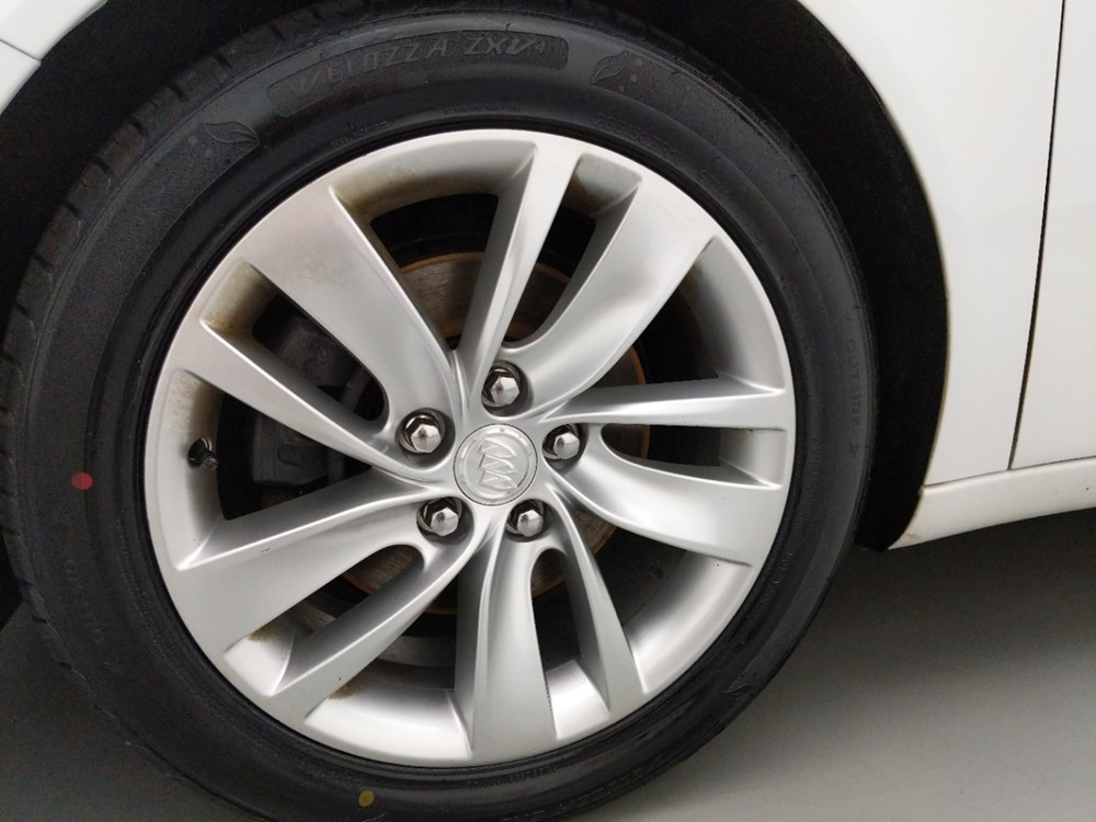 2016 Buick Regal - Wheel