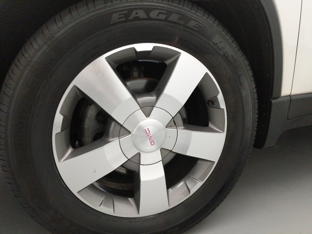 2012 GMC Acadia - Wheel