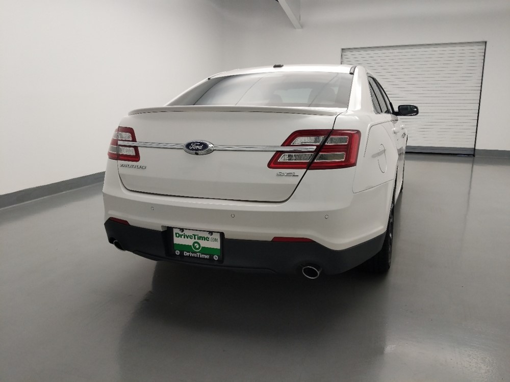 2015 Ford Taurus - Passenger Rear Trunk