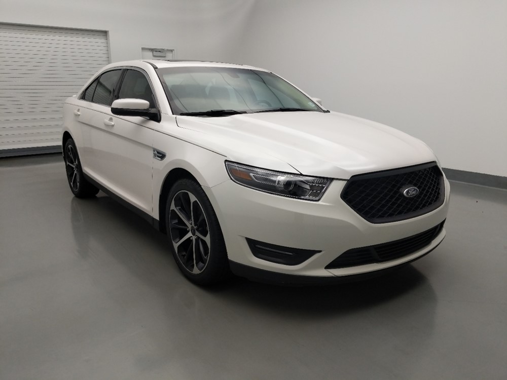2015 Ford Taurus - Passenger Front Bumper