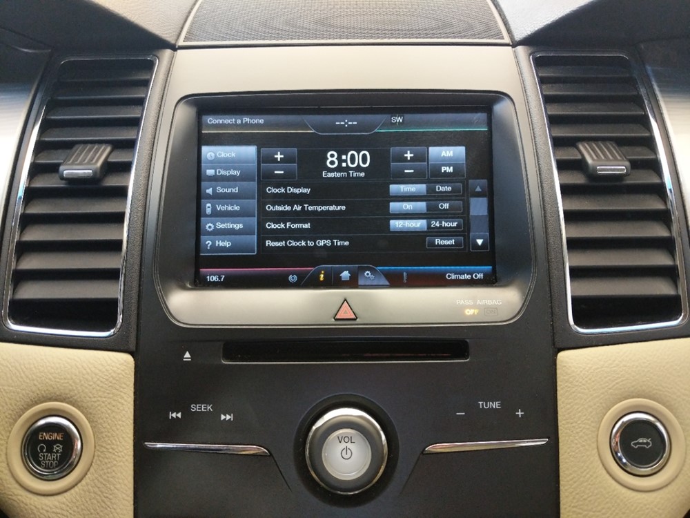 2015 Ford Taurus - Stereo Package