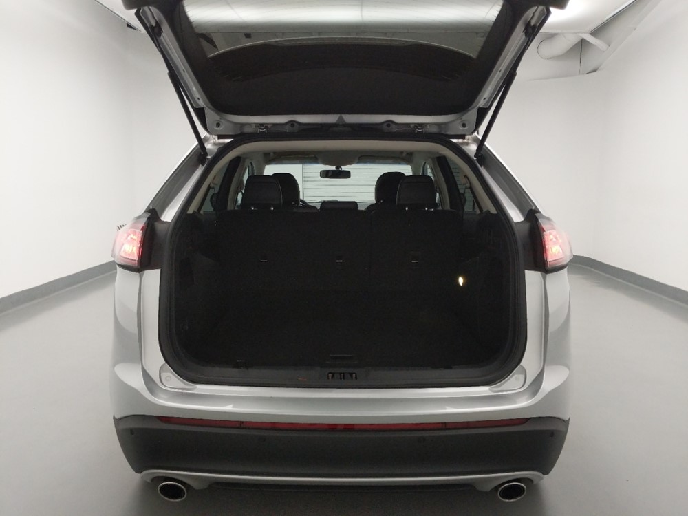 2016 Ford Edge - Trunk