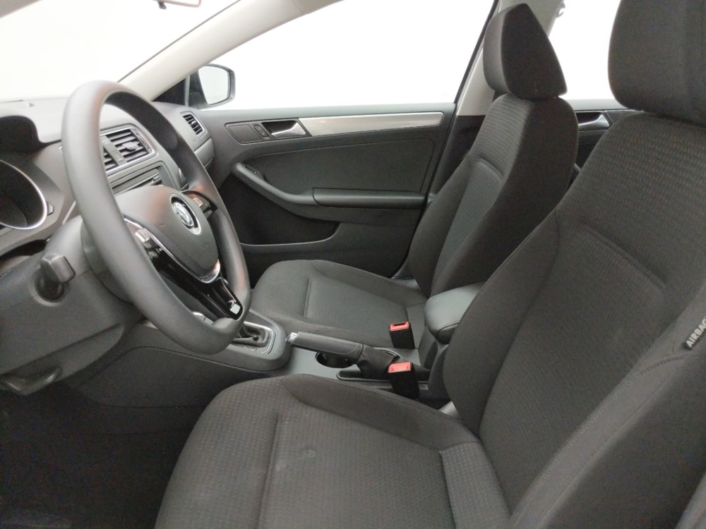 2015 Volkswagen Jetta - Driver Front Seat