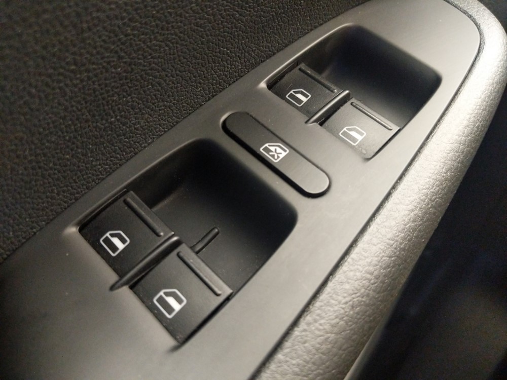 2015 Volkswagen Jetta - Driver Power Windows/Lock Control