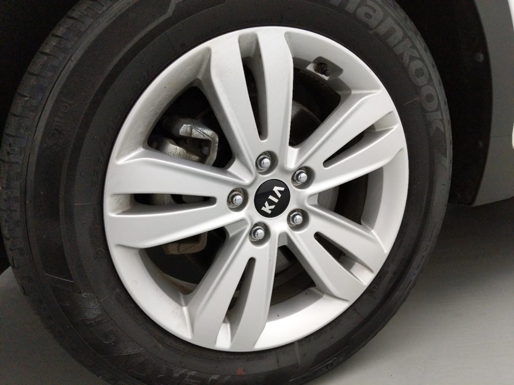 2017 Kia Sportage - Wheel