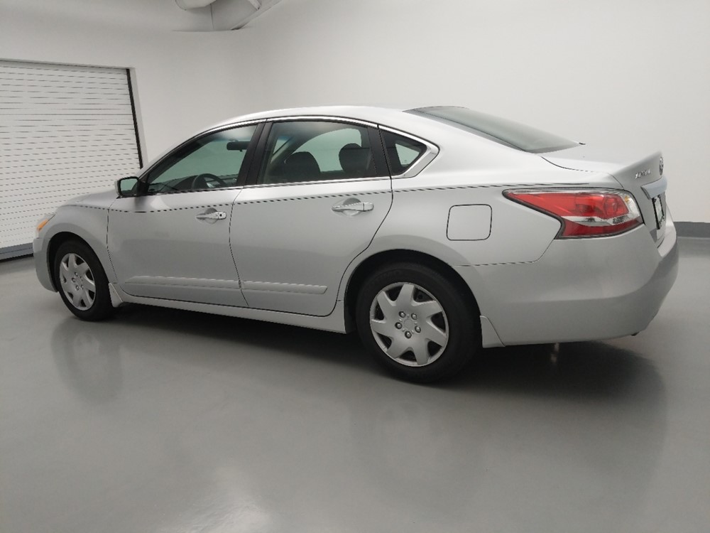 2015 Nissan Altima - Driver Rear Side