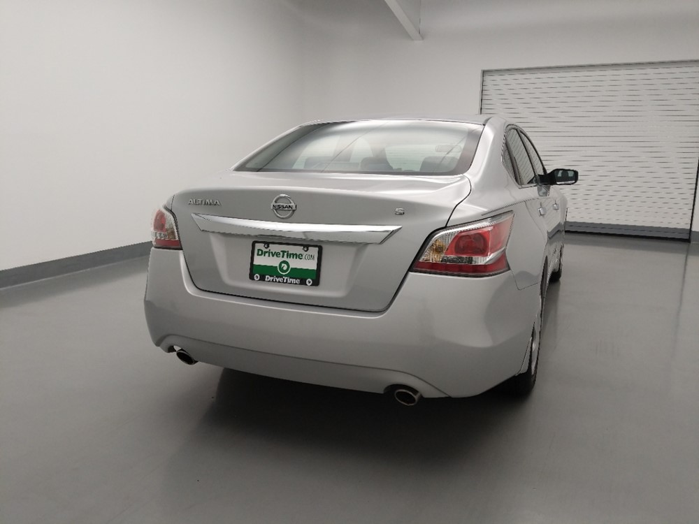 2015 Nissan Altima - Passenger Rear Trunk
