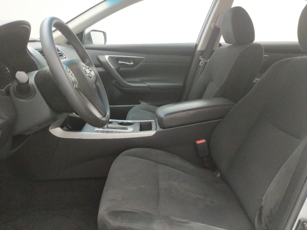 2015 Nissan Altima - Driver Front Seat