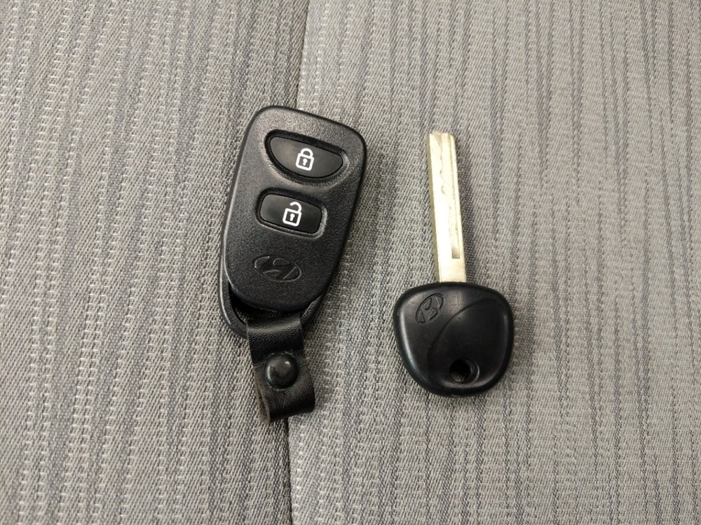 2017 Hyundai Accent - Keys
