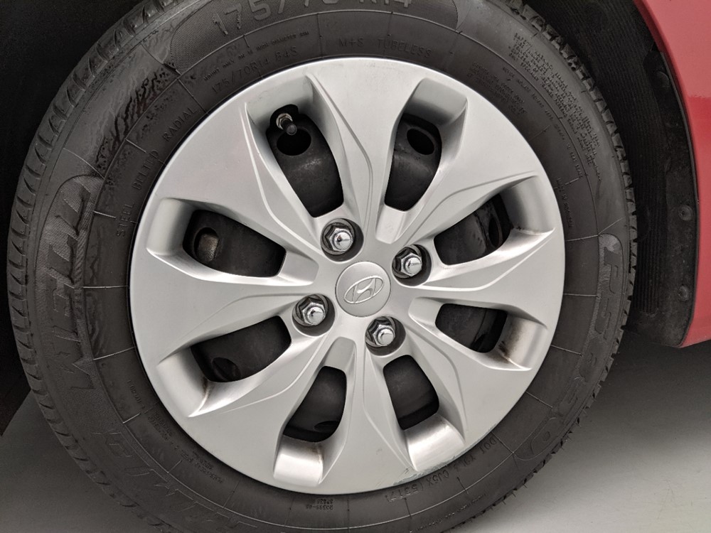 2017 Hyundai Accent - Wheel