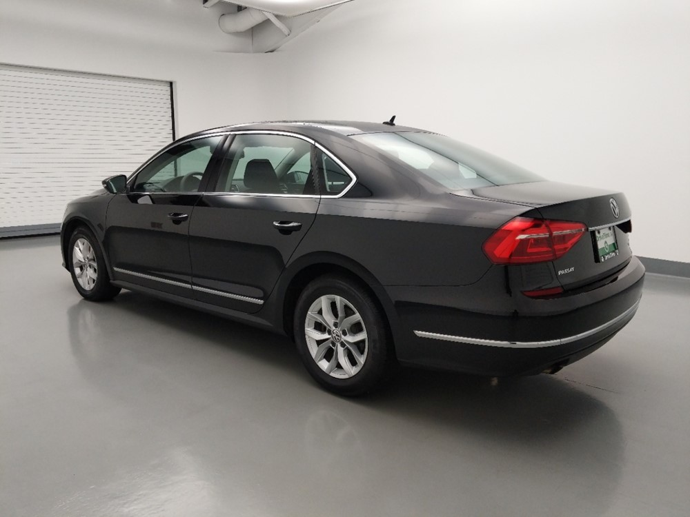 2016 Volkswagen Passat - Driver Rear Side