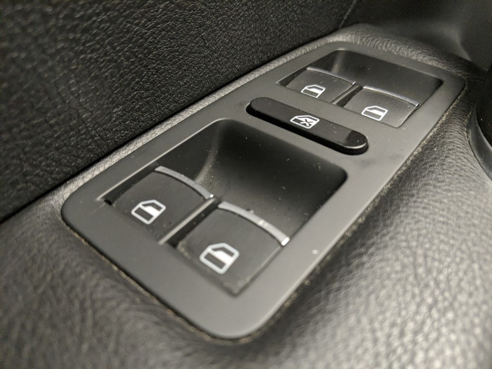 2016 Volkswagen Passat - Driver Power Windows/Lock Control