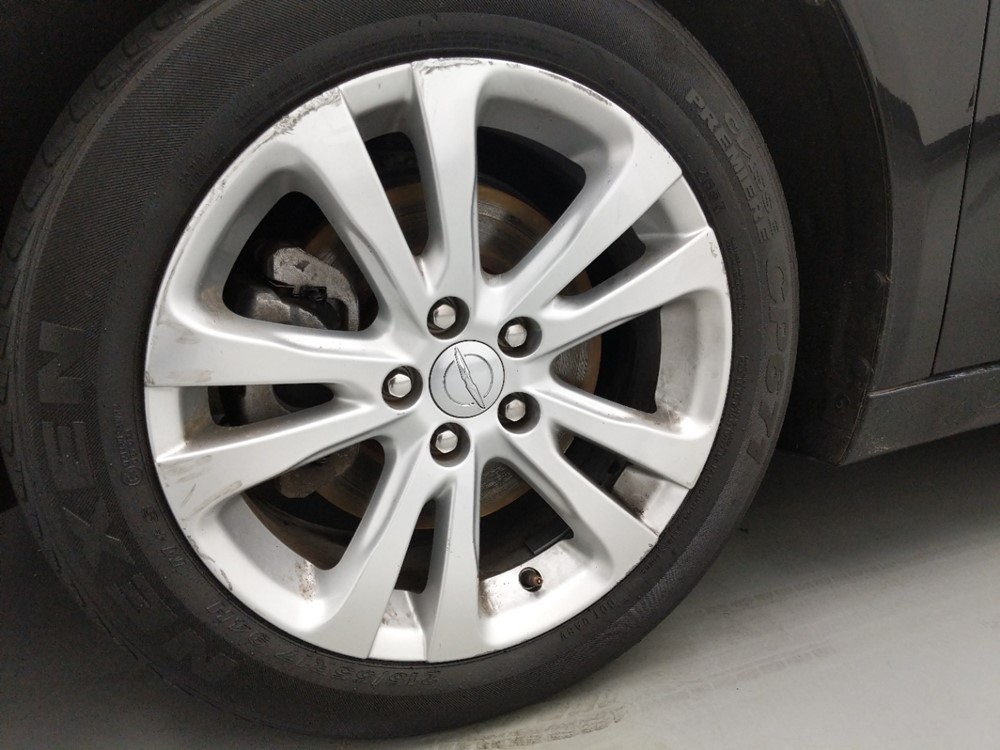 2015 Chrysler 200 - Wheel
