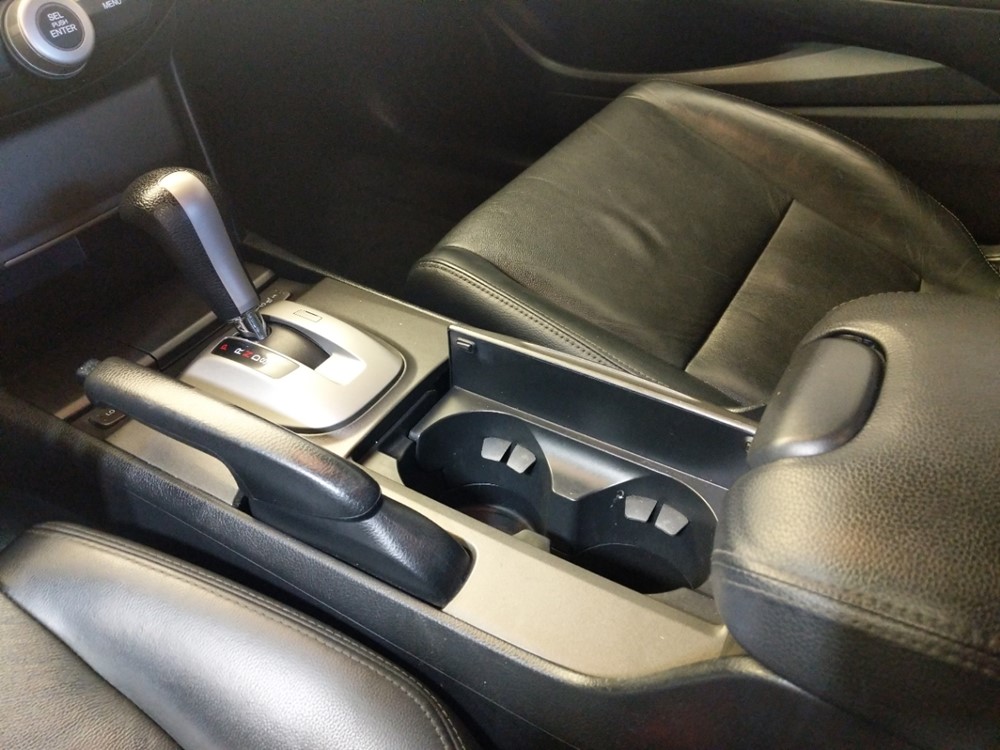 2012 Honda Accord - Center Console/Cup Holders