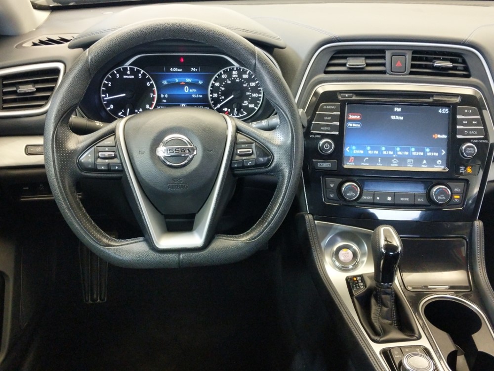 2016 Nissan Maxima - Driver Dash