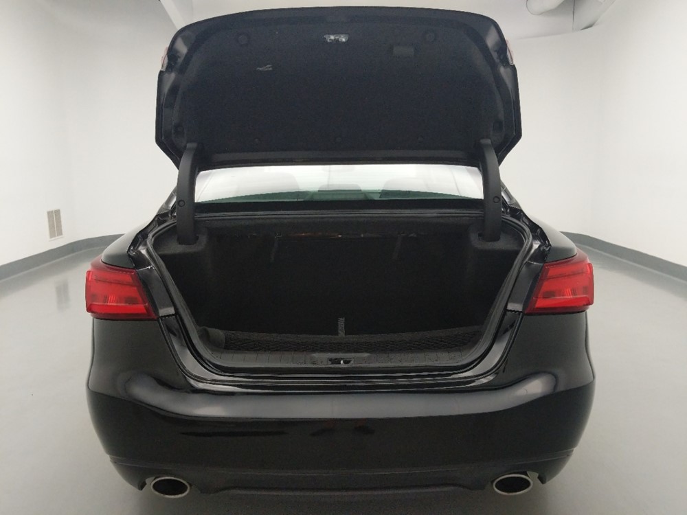 2016 Nissan Maxima - Trunk