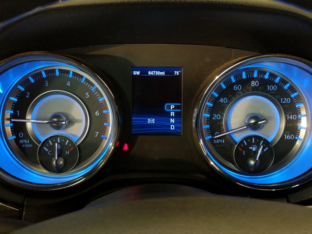 2013 Chrysler 300 - Odometer Close Up