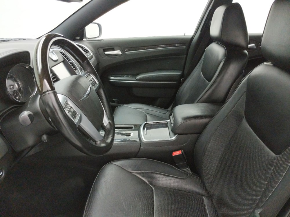 2013 Chrysler 300 - Driver Front Seat
