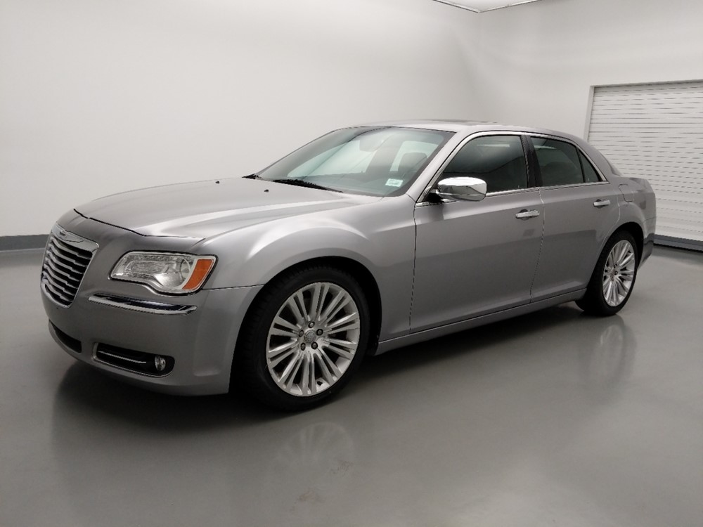 2013 Chrysler 300 - Driver Front Side