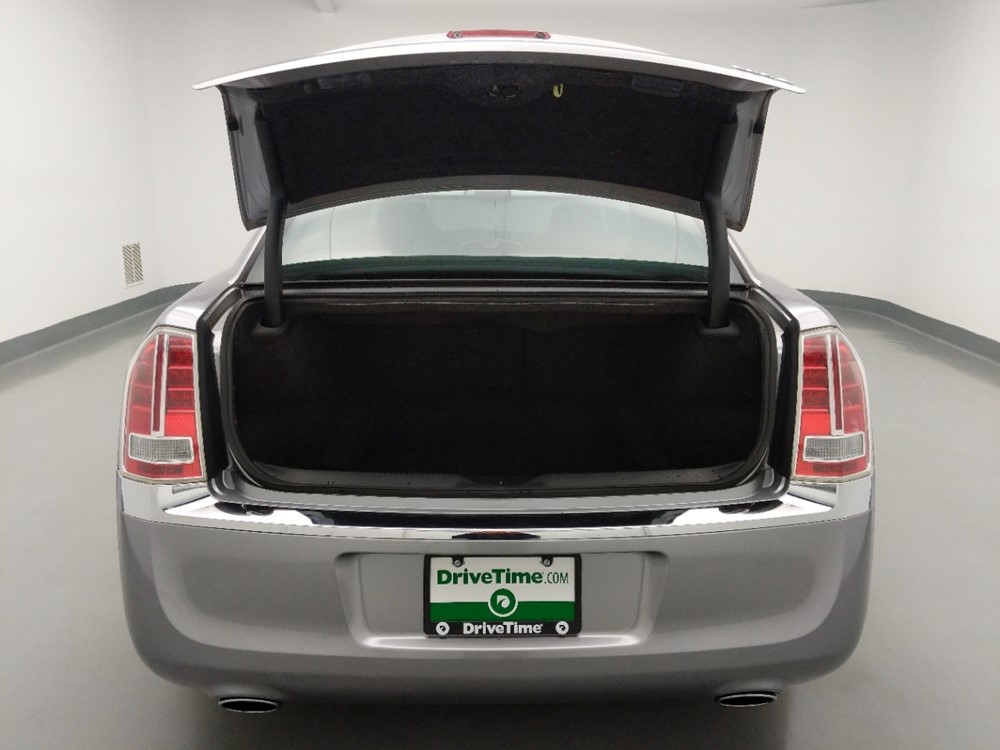2013 Chrysler 300 - Trunk