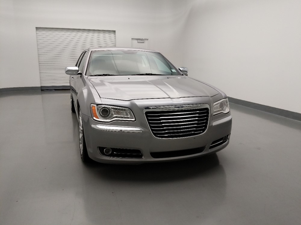 2013 Chrysler 300 - Passenger Front Hood