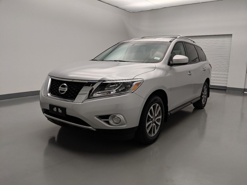 Used 2016 Nissan Pathfinder Driver Front Bumper