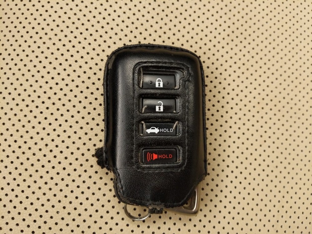 2016 Lexus IS 300 - Keys