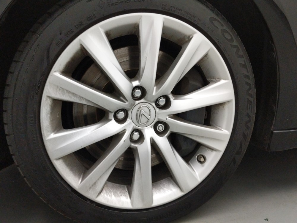2016 Lexus IS 300 - Wheel