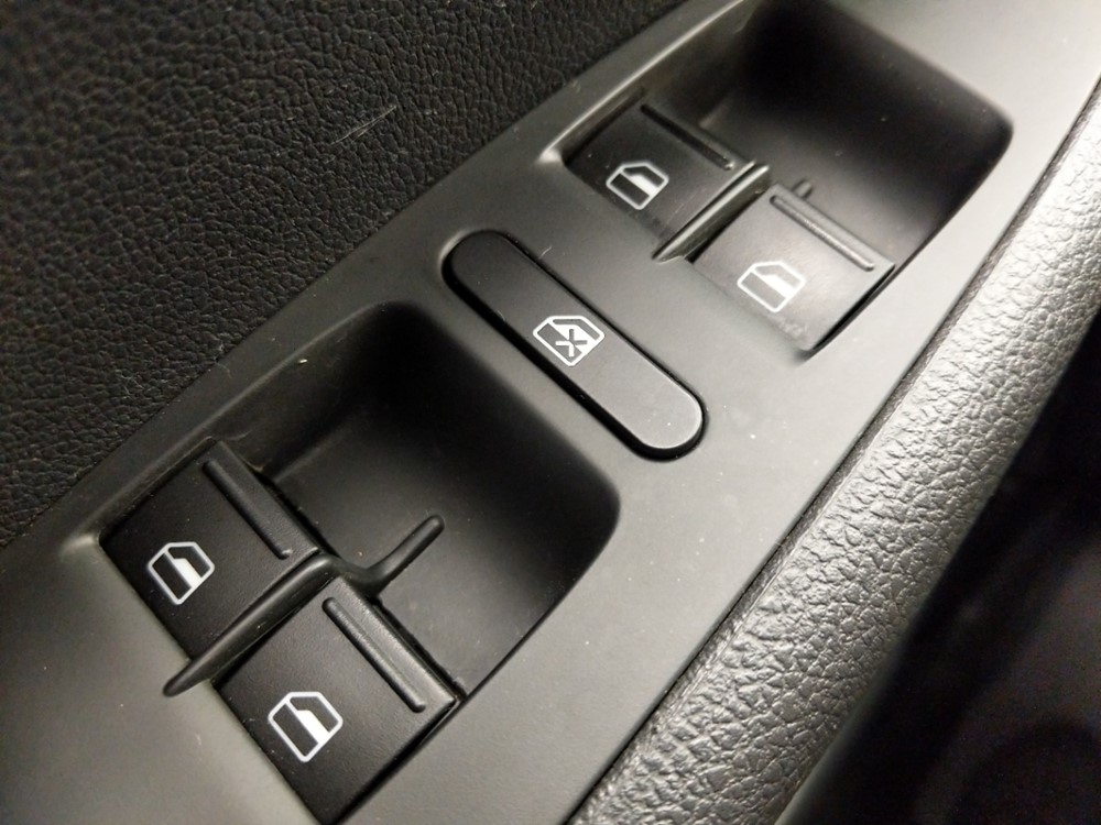 2016 Volkswagen Jetta - Driver Power Windows/Lock Control
