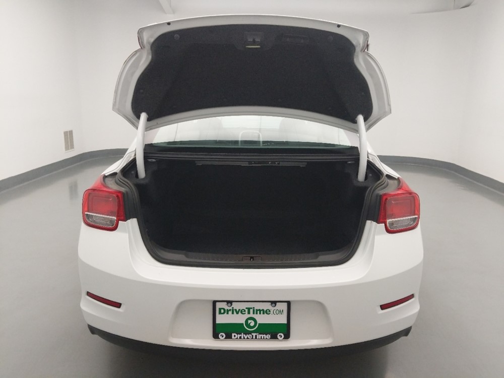 2016 Chevrolet Malibu - Trunk
