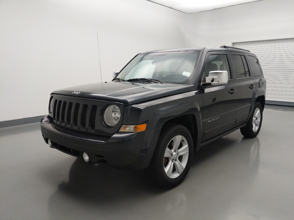 Used 2014 Jeep Patriot Driver Front Bumper
