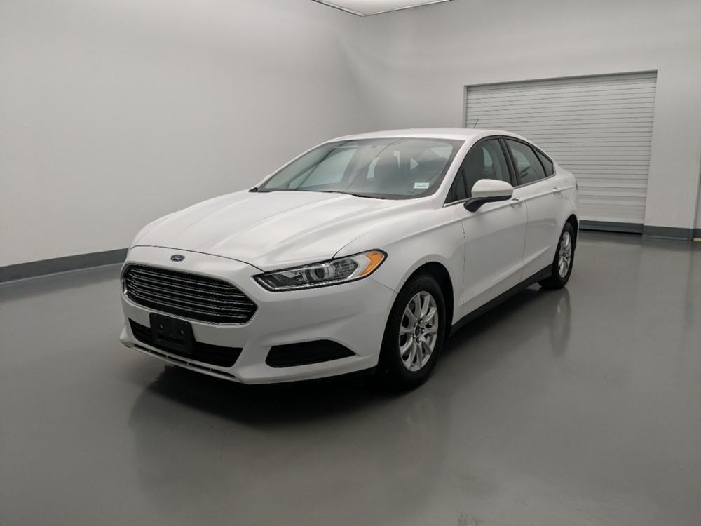 Used 2016 Ford Fusion Driver Front Bumper