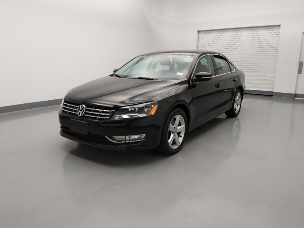 Used 2015 Volkswagen Passat Driver Front Bumper