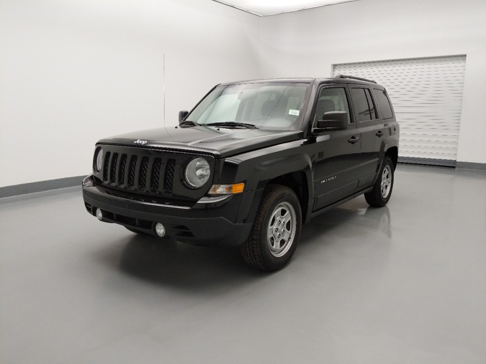 Used 2016 Jeep Patriot Driver Front Bumper