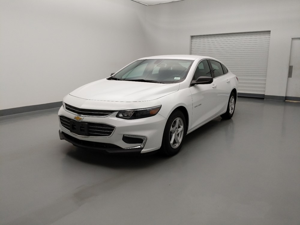 Used 2017 Chevrolet Malibu Driver Front Bumper