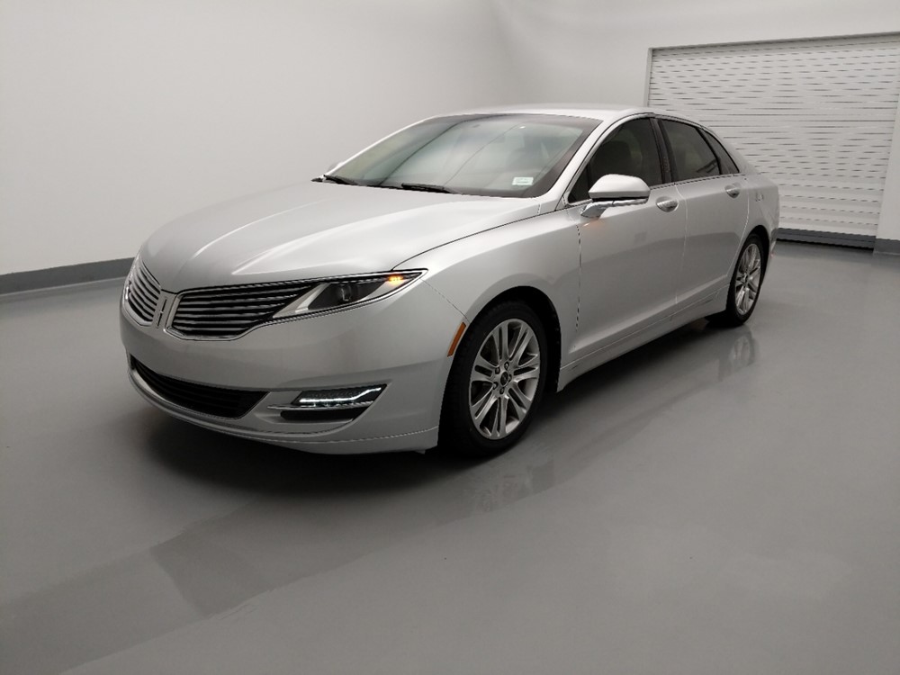 Used 2013 Lincoln MKZ Driver Front Bumper
