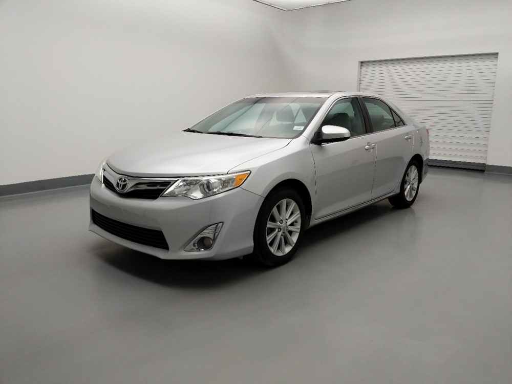 Used 2012 Toyota Camry Driver Front Bumper