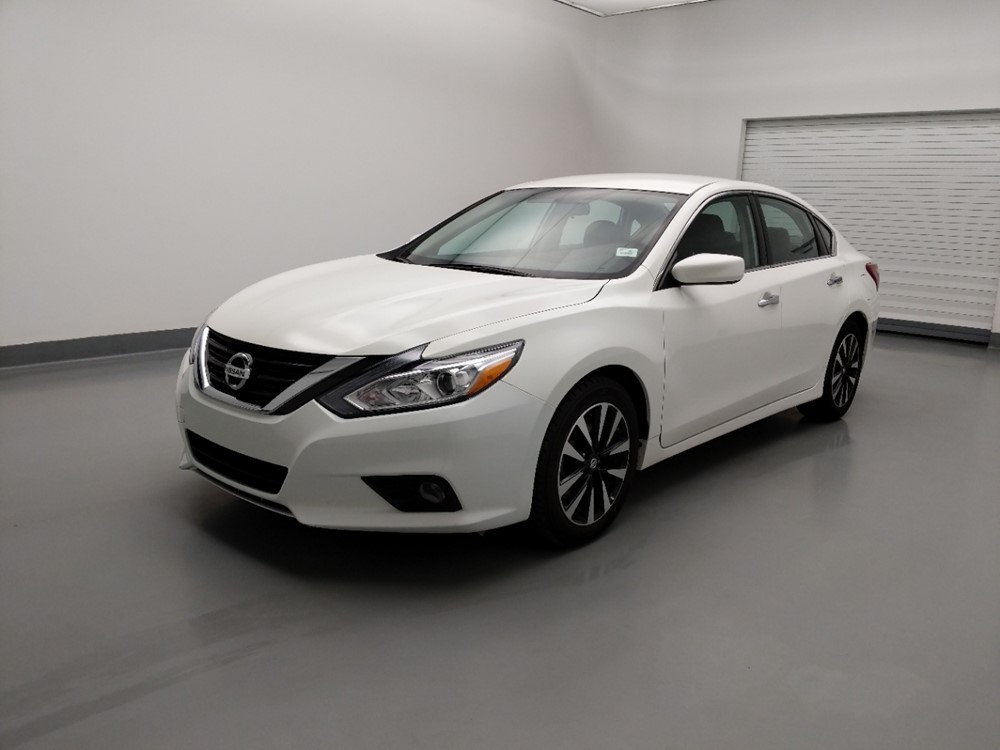 Used 2018 Nissan Altima Driver Front Bumper
